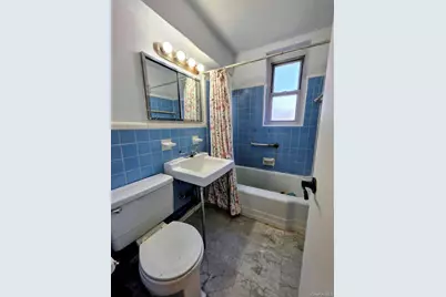 18-50 211th Street #1B, Bayside, NY 11360 - Photo 8