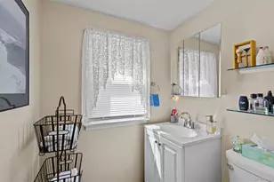 3976 Wicks Ave, Seaford, NY 11783 - Photo 28