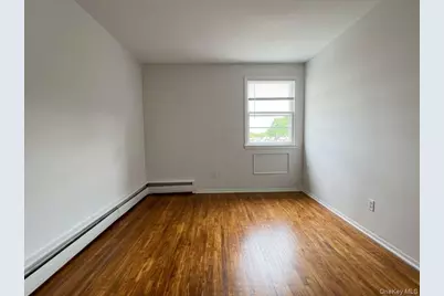 89-11 32nd Avenue, East Elmhurst, NY 11369 - Photo 10
