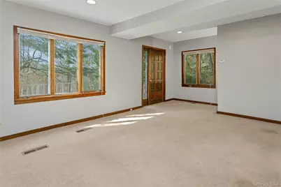 147 Stoneleigh Avenue, Carmel, NY 10512 - Photo 6
