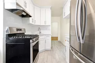 104-20 68th Dr, Forest Hills, NY 11375 - Photo 16