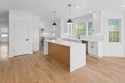449 W Beech Street, Long Beach, NY 11561 - Photo 18