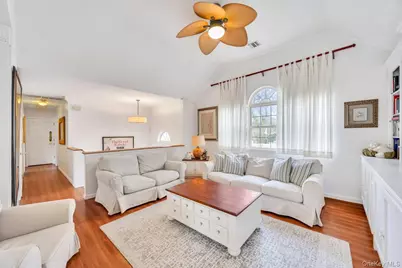 4 Jerome Street, Smithtown, NY 11787 - Photo 14
