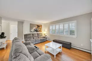 4 Jerome St, Smithtown, NY 11787 - Photo 30