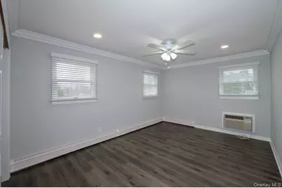 37 Elliot Place #37-5B, Smithtown, NY 11787 - Photo 6