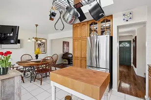 48 Roxbury Dr, Commack, NY 11725 - Photo 8