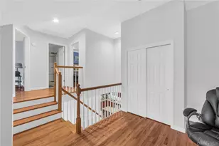 40 Eagle Cir, Bohemia, NY 11716 - Photo 12