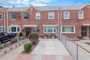 658 Pine St, Brooklyn, NY 11208 - Photo 2