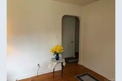 260-55 Langston Avenue #E-1, Glen Oaks, NY 11004 - Photo 8
