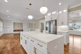 11 Evelyn Ct, Syosset, NY 11791 - Photo 12
