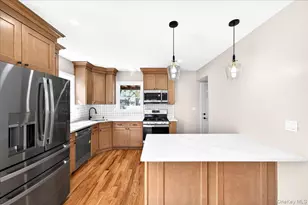 909 2nd St N, East Northport, NY 11731 - Photo 8