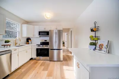 392 Titusville Road, Poughkeepsie, NY 12603 - Photo 16
