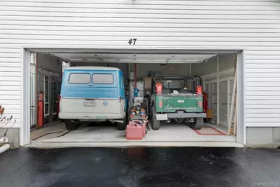 47 Pier Avenue, Riverhead, NY 11901 - Photo 14