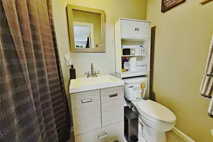 180 Country Rd, Medford, NY 11763 - Photo 30