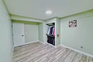 180 Country Rd, Medford, NY 11763 - Photo 26