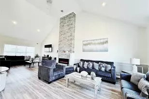 180 Country Rd, Medford, NY 11763 - Photo 4