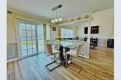 180 Country Road, Medford, NY 11763 - Photo 10