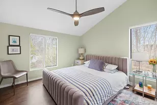 76 Island View Dr W, Sag Harbor, NY 11963 - Photo 16