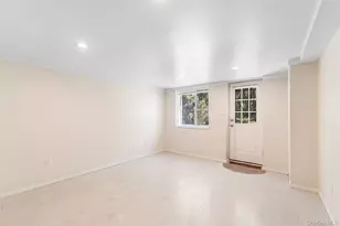 76 Island View Dr W, Sag Harbor, NY 11963 - Photo 24