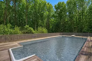 76 Island View Dr W, Sag Harbor, NY 11963 - Photo 22