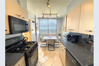 27110 Grand Central Parkway #23O, Floral Park, NY 11005 - Photo 10
