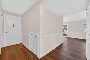 51 Jefferson Oval, Yorktown Heights, NY 10598 - Photo 6