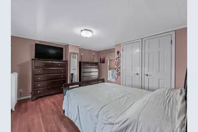 146-07 17th Avenue, Whitestone, NY 11357 - Photo 14