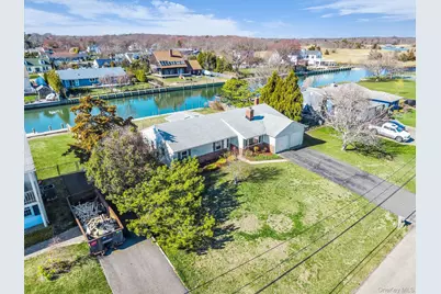 7 Lindner Court, Brookhaven, NY 11719 - Photo 14