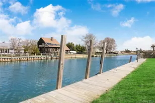 7 Lindner Ct, Brookhaven, NY 11719 - Photo 40