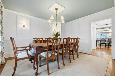 130 Wellington Road, Mineola, NY 11501 - Photo 10