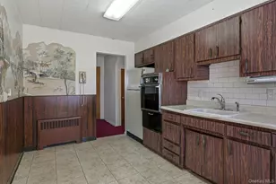 70 Deepdale Dr, South Huntington, NY 11746 - Photo 12