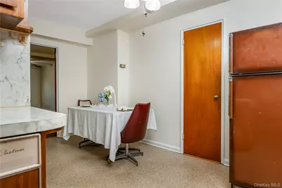 95-01 43rd Avenue, Elmhurst, NY 11373 - Photo 18