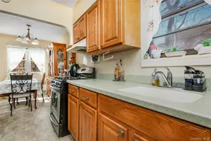 95-01 43rd Ave, Elmhurst, NY 11373 - Photo 20