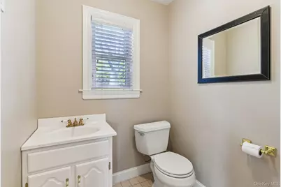 1 Huntington Bay Road, Huntington, NY 11743 - Photo 14