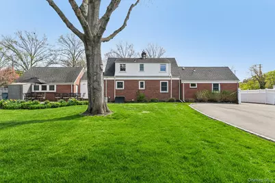 1 Huntington Bay Road, Huntington, NY 11743 - Photo 34