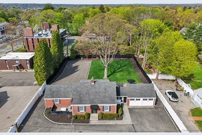 1 Huntington Bay Road, Huntington, NY 11743 - Photo 30