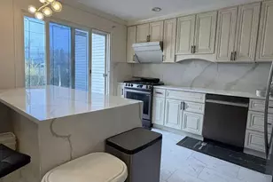 126 Radcliffe Rd, Plainview, NY 11803 - Photo 2