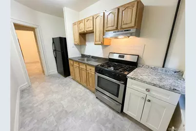 10913 127th Street, Ozone Park, NY 11420 - Photo 8