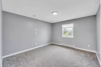 10 Winnetica Lane, East Islip, NY 11730 - Photo 20