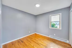 10 Winnetica Ln, East Islip, NY 11730 - Photo 12