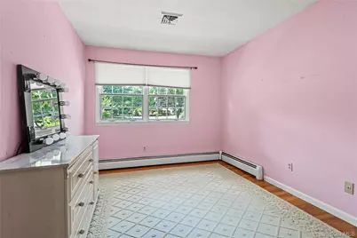 8 Ungava Drive, New City, NY 10956 - Photo 8