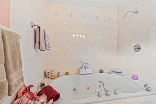 8 Ungava Dr, New City, NY 10956 - Photo 14