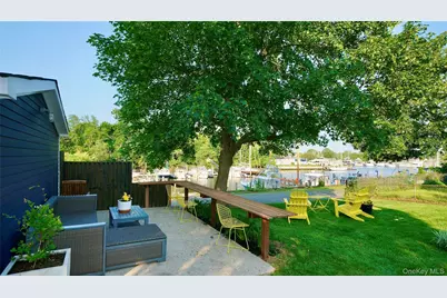 412 Atlantic Avenue, Greenport, NY 11944 - Photo 2