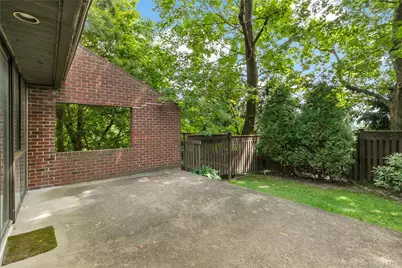 150 N Bedford Road #1E, Chappaqua, NY 10514 - Photo 8