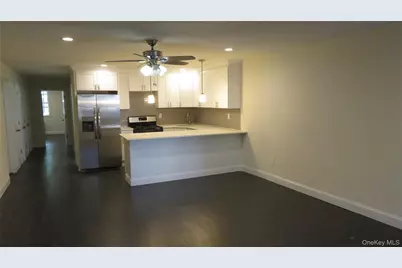 10407 177th Street, Jamaica, NY 11433 - Photo 2