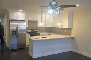 104-07 177th St, Jamaica, NY 11433 - Photo 2