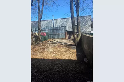 10407 177th Street, Jamaica, NY 11433 - Photo 8