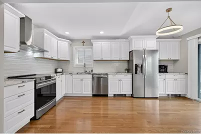 12 Farmstead Road, Commack, NY 11725 - Photo 14