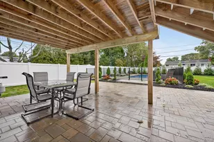 12 Farmstead Rd, Commack, NY 11725 - Photo 28