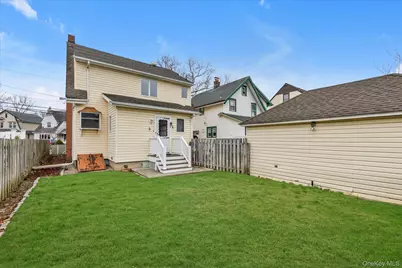 154 Rocklyn Avenue, Lynbrook, NY 11563 - Photo 20